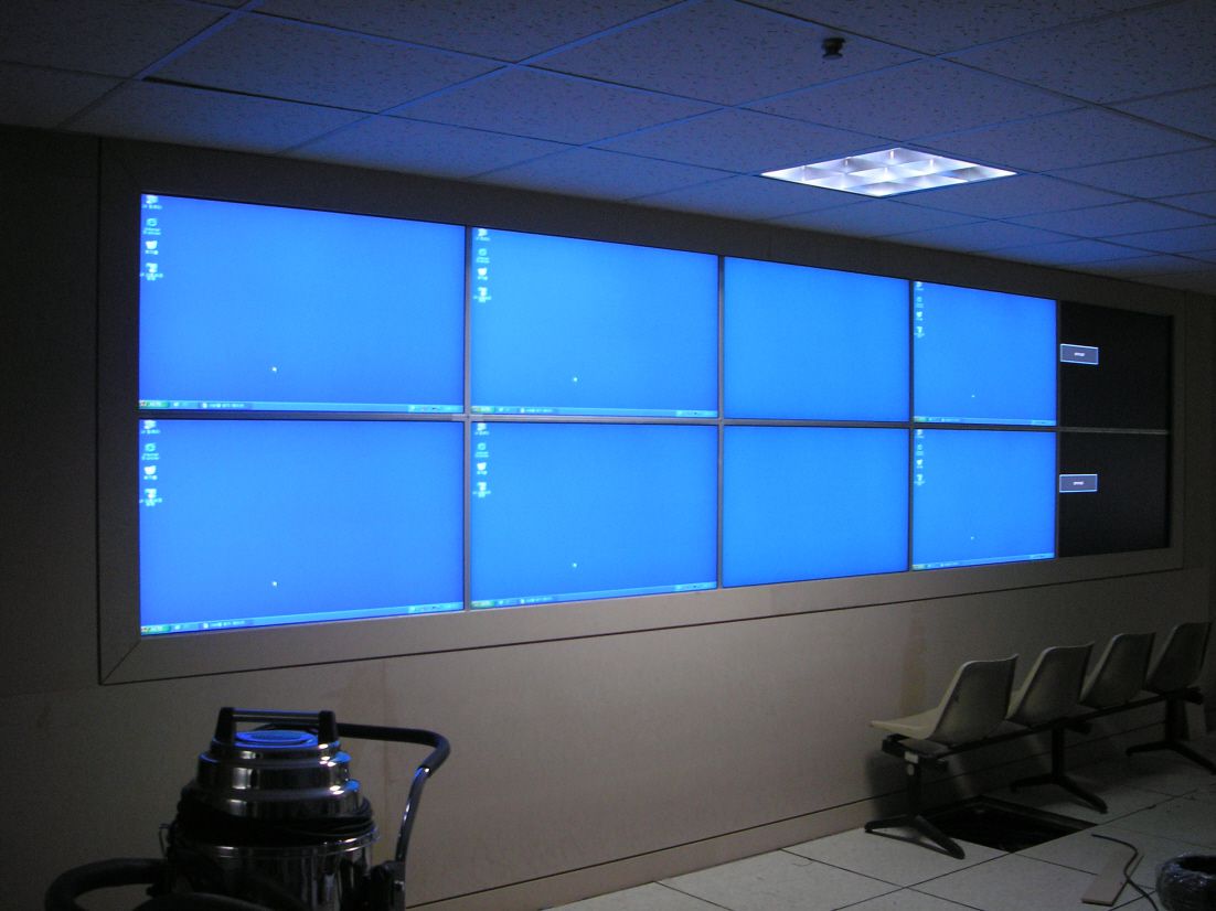 [2019.04] 25 46-inch Multi LCDs Installation